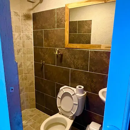 Roma Hotel *
